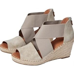 Gentle Souls by Kenneth Cole Grey Suede Espadrille Wedge Sandals Womens 7.5M